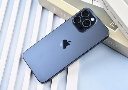 奎屯苹果维修点分享iPhone 15 Pro Max屏幕更换全新实操风险 